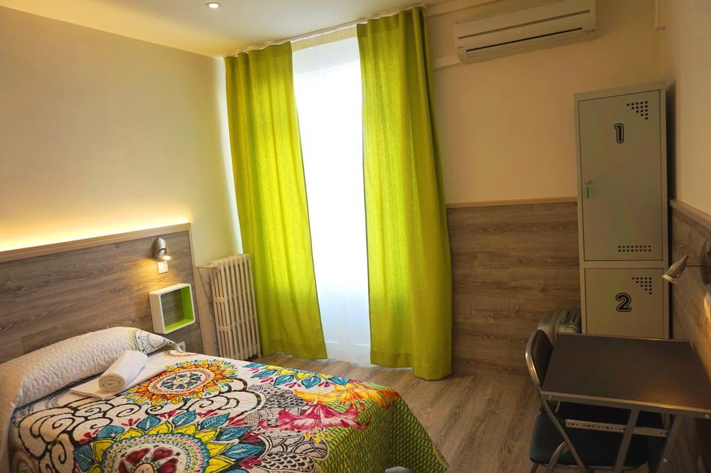 Muchomadrid Hostel Eksteriør bilde